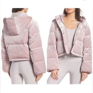 Alo Yoga Velour Velvet Puffer! XS
